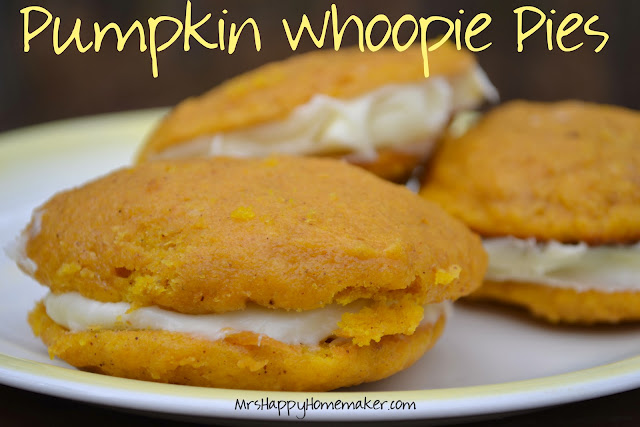Pumpkin whoopie pies