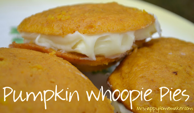 Pumpkin whoopie pie