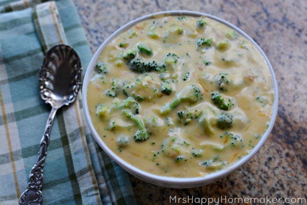 Quick & Easy Broccoli Cheese Soup