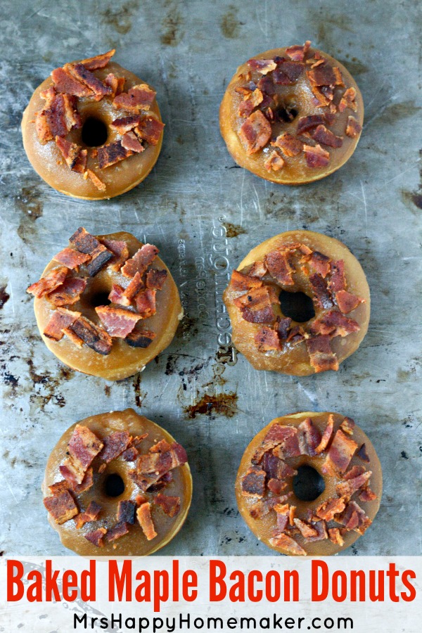 baked maple bacon donuts