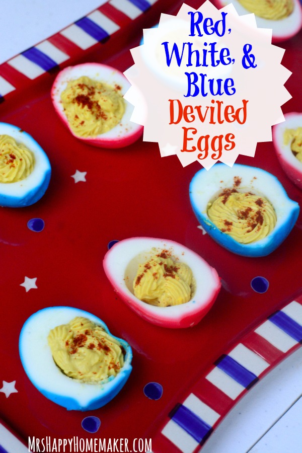 What's better than deviled eggs at a 4th of July or Memorial Day cookout? Red White & Blue Deviled Eggs, that's what! They're the perfect patriotic side dish! | MrsHappyHomemaker.com @mrshappyhomemaker