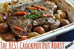 The BEST Crockpot Pot Roast, only 5 ingredients! | MrsHappyHomemaker.com @mrshappyhomemaker