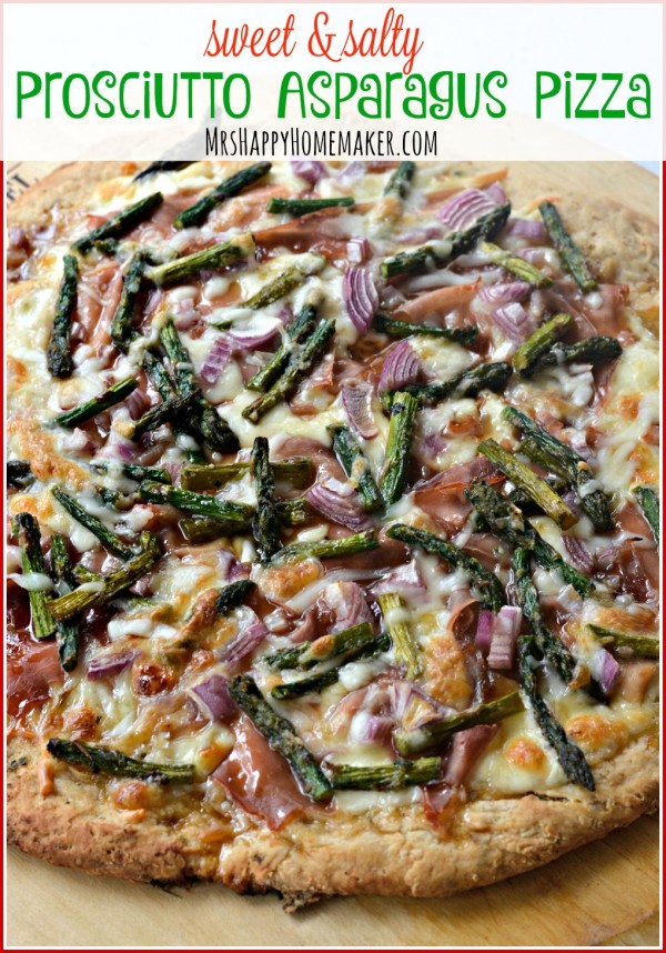 Sweet & salty with the balance of caramelized onions & prosciutto - and absolute perfect. This is my family's FAVORITE pizza. It's oh-so-good. You're going to be shocked at how easy it is too! | MrsHappyHomemaker.com @thathousewife