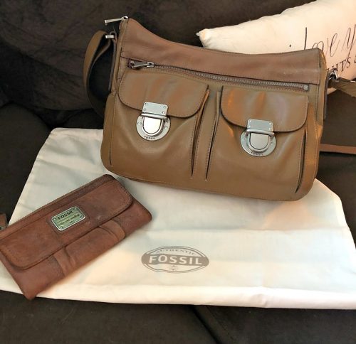 fossil purse and wallet