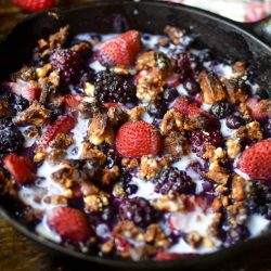 Whole30 Berries & Cream Breakfast Crisp