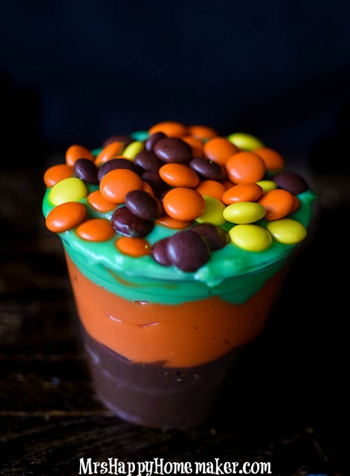 Easy Halloween Pudding Parfaits with Reese's pieces 