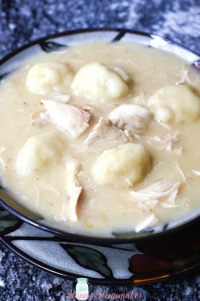 Mama's Homemade Chicken and Dumplings | MrsHappyHomemaker.com