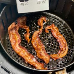 Bacon cooked in the air fryer